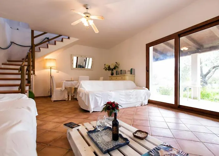 Residenza Gli Ulivi, Villa Privata Con Ampio Giardino E Uliveto