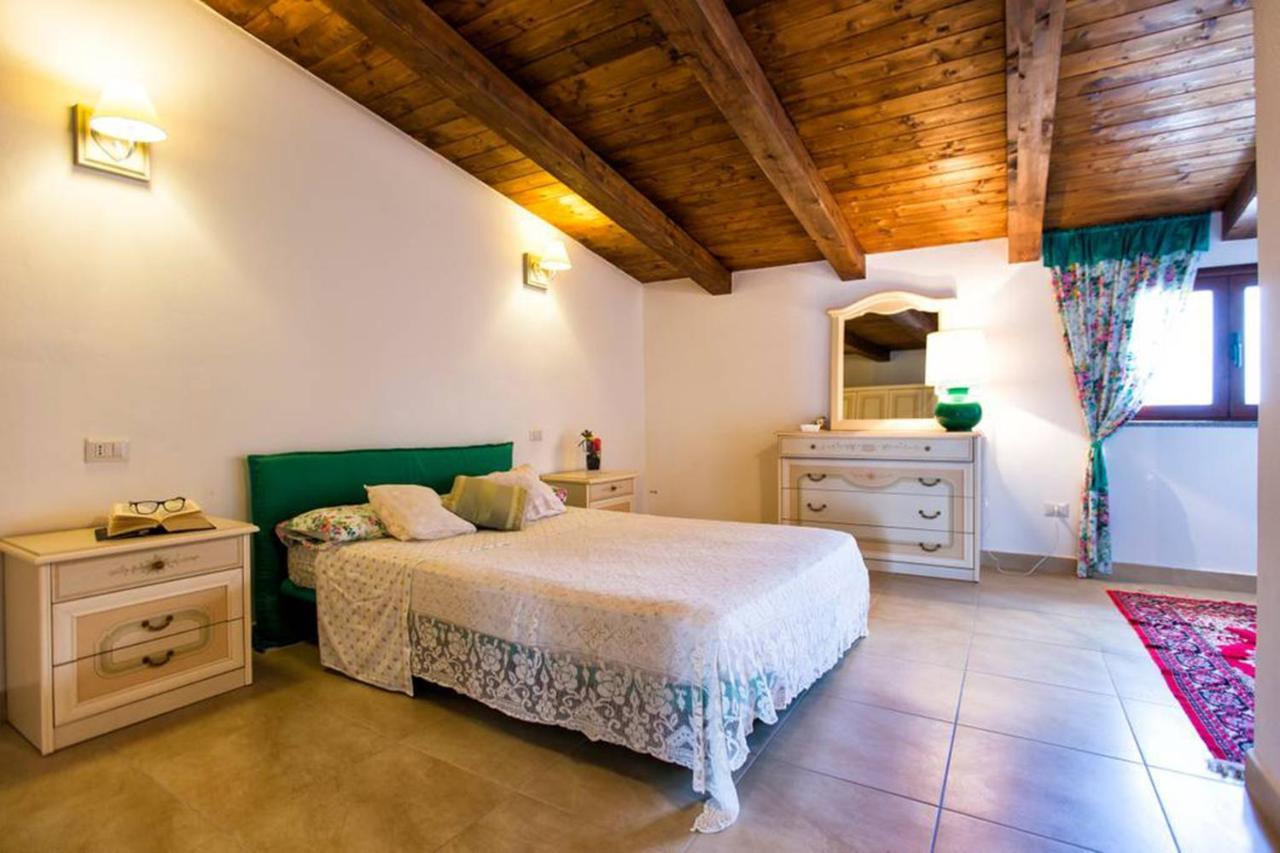 Residenza Gli Ulivi, Privata Con Ampio Giardino E Uliveto Alghero