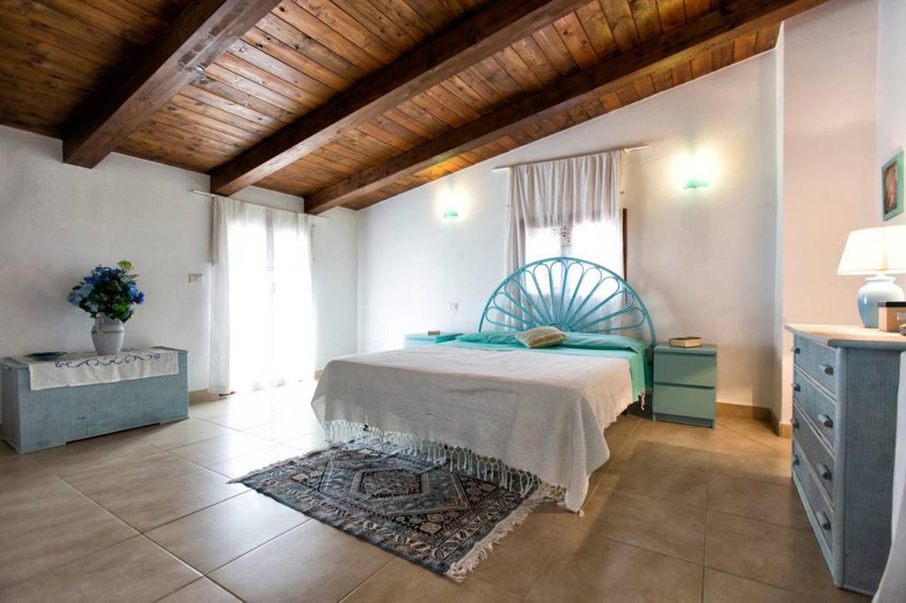 Villa Residenza Gli Ulivi, Privata Con Ampio Giardino E Uliveto Alghero